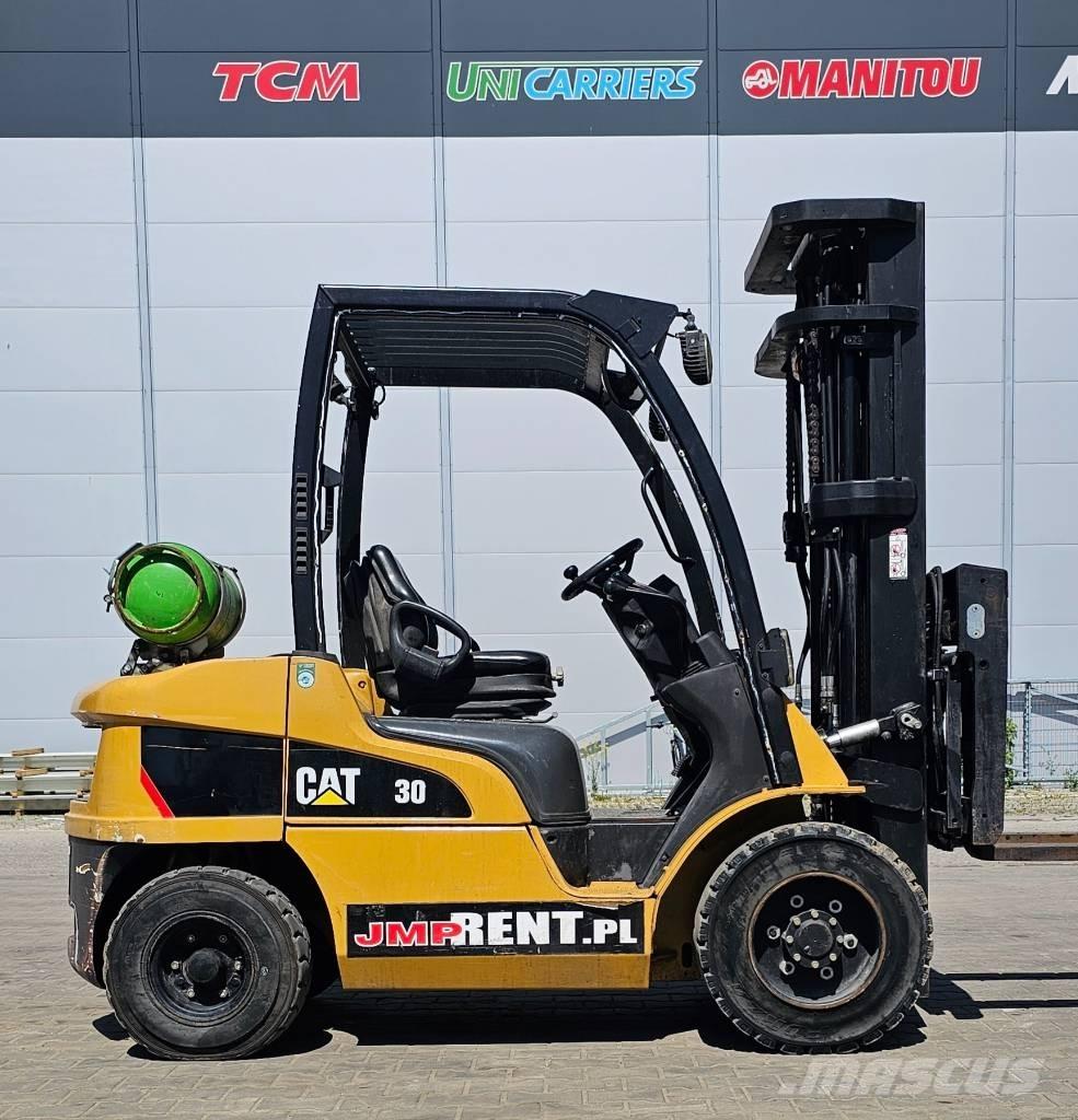 CAT GP 30 N 天然气叉车