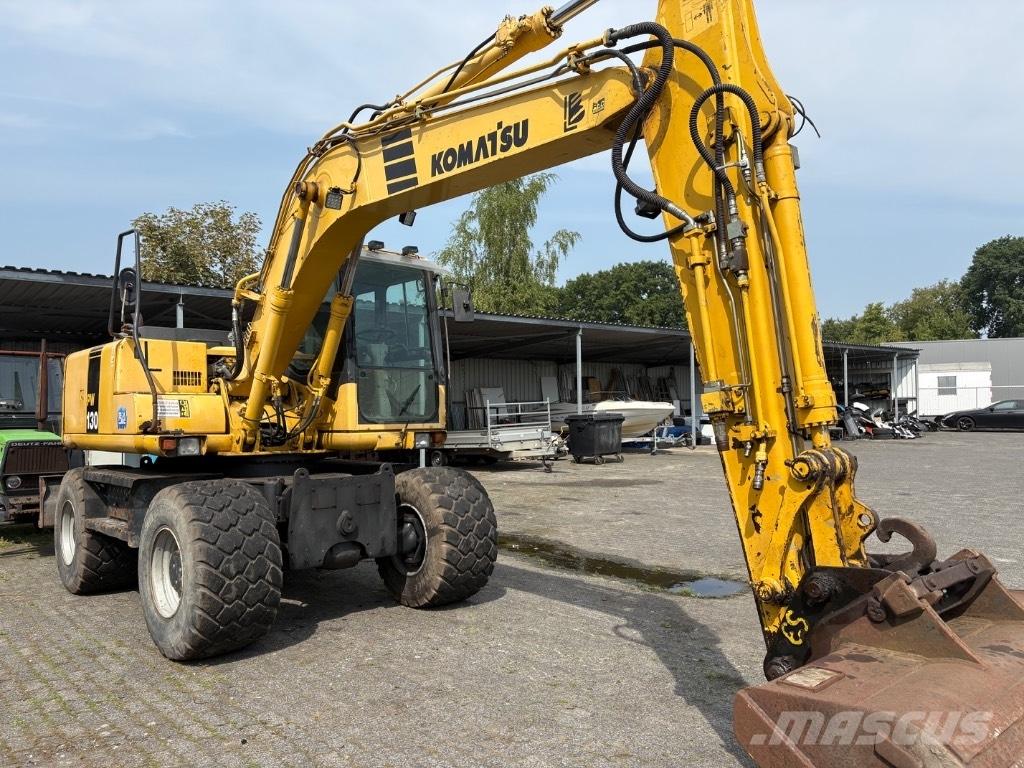 Komatsu PW 130-7K 轮式挖掘机
