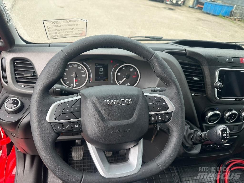 Iveco Daily 70C18 救援车