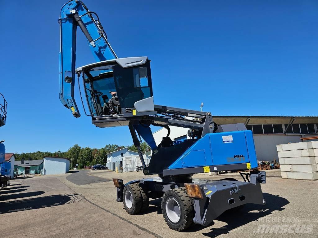 Fuchs MHL 331 工业挖掘机