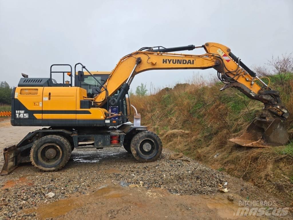 Hyundai HW 145 轮式挖掘机