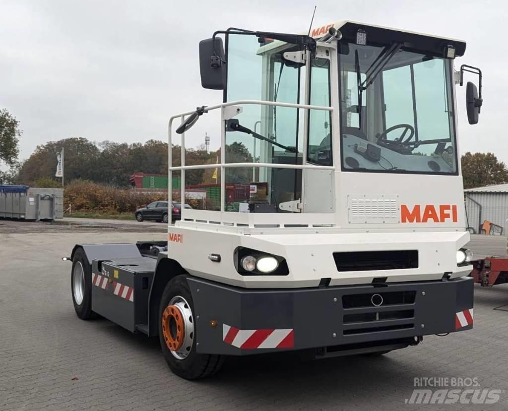 Mafi T 225 D 码头牵引车