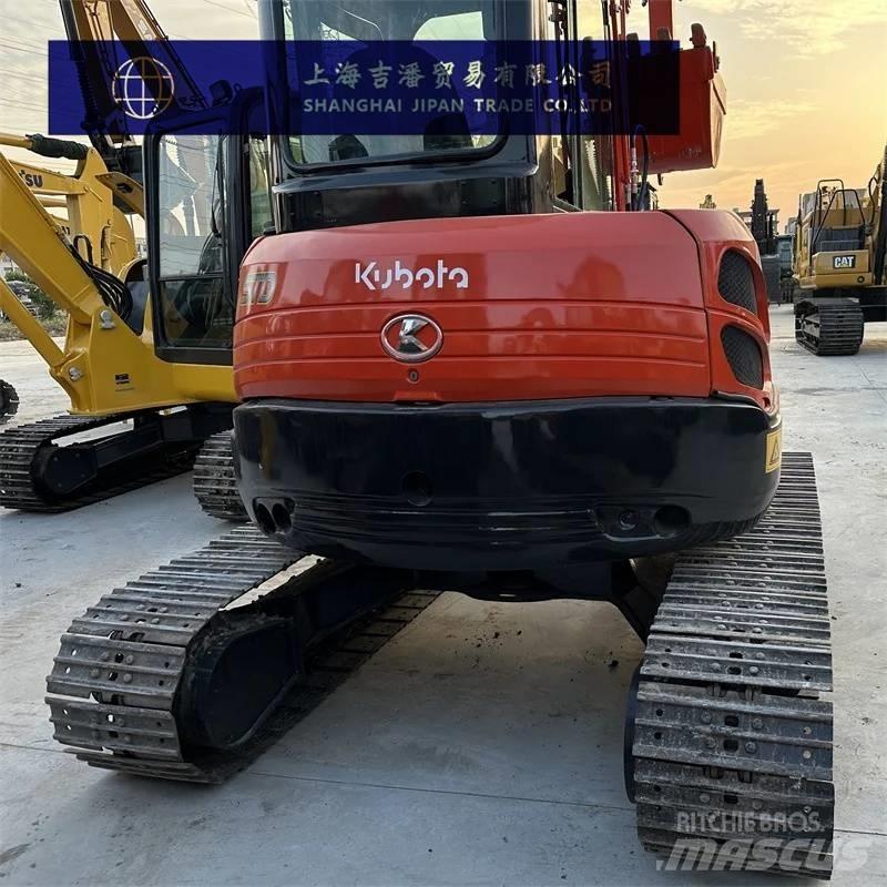 Kubota KX 155 中型挖掘机