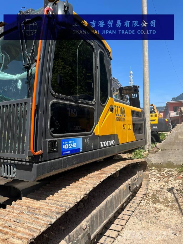 Volvo EC 240 履带挖掘机