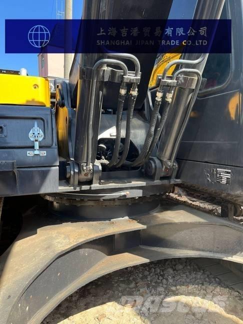 Volvo EC 240 履带挖掘机