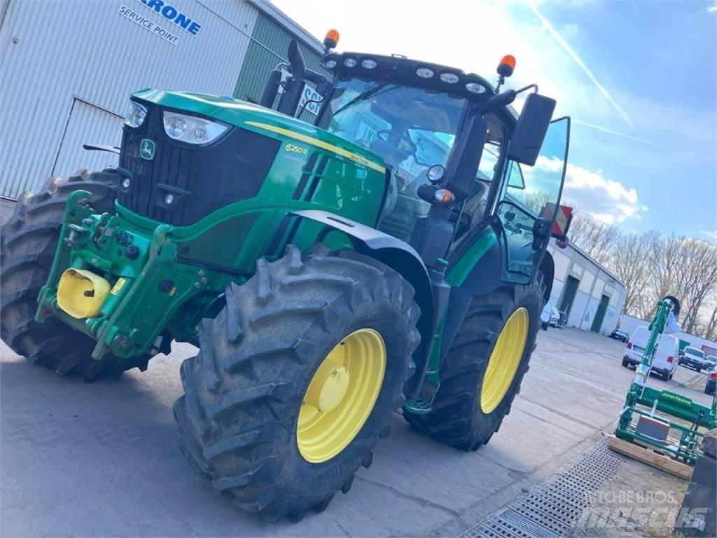 John Deere 6250R 拖拉机/农用车