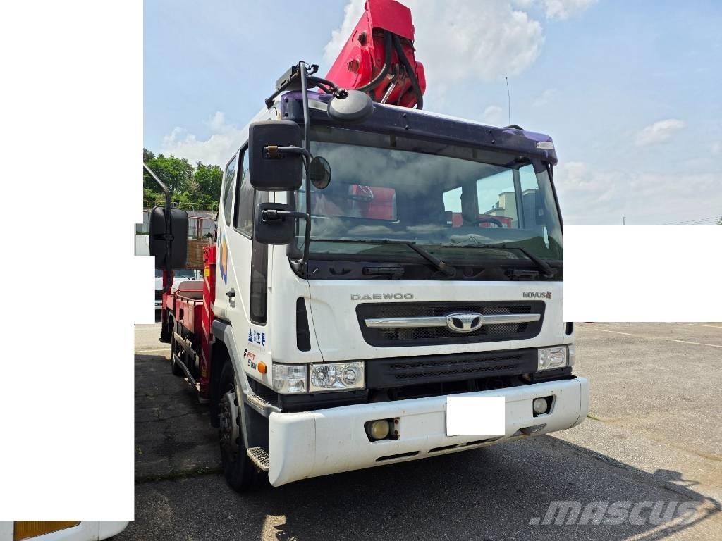  HoryongG SKY450 车载式高空作业车