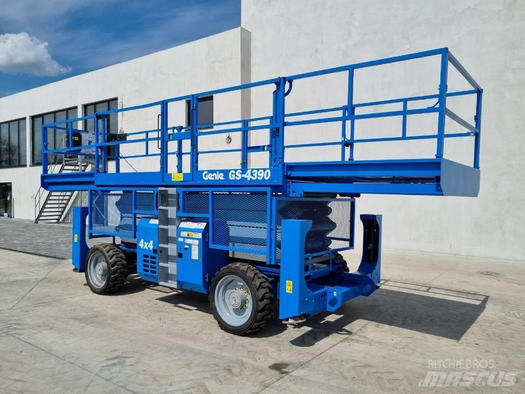 Genie GS 4390        P478 剪叉式升降机