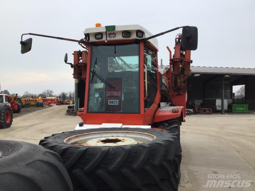 Bateman RB25 SPRAYER 自走式喷雾机