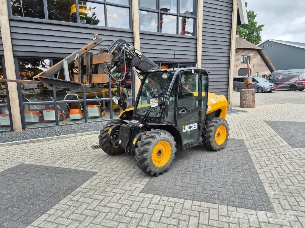 JCB 516-40 伸缩臂叉装车|叉装车