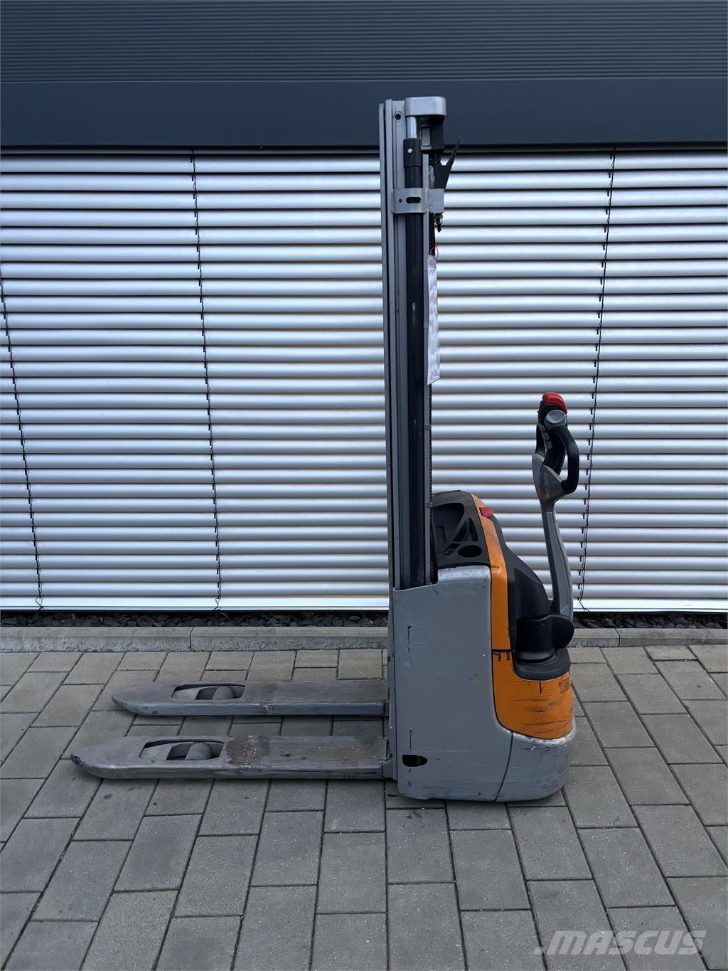 Still EXV 10 行走式堆垛机