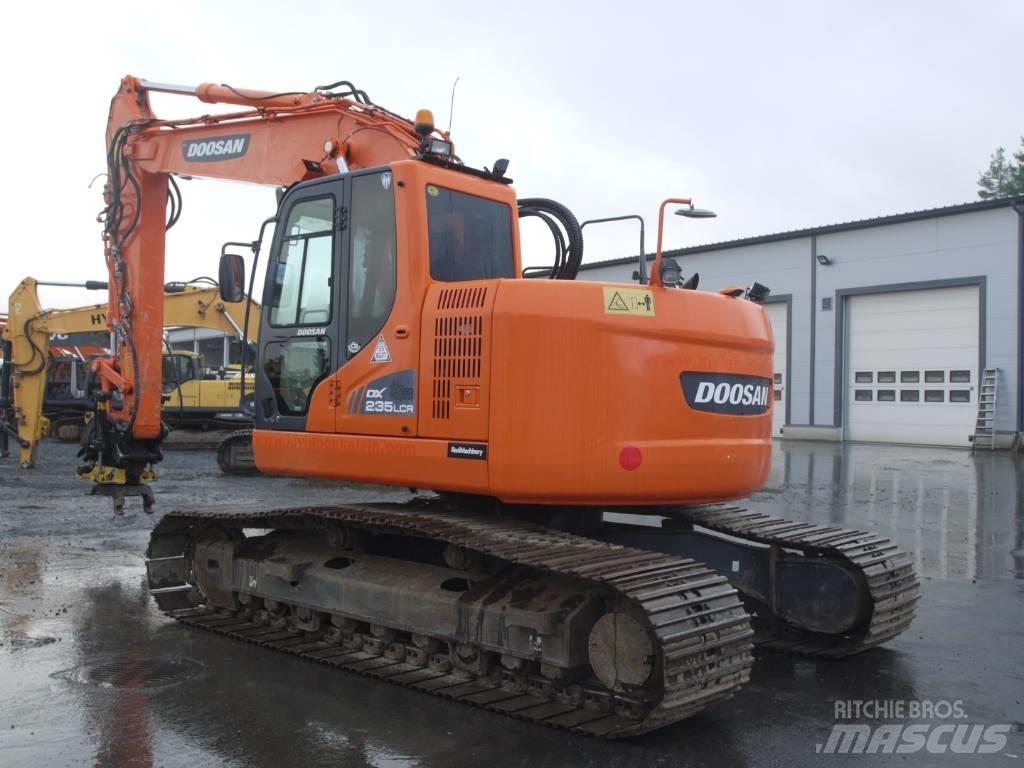 Doosan DX 235 LCR 履带挖掘机