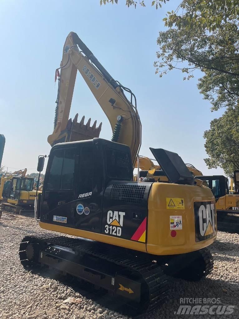 CAT 312 中型挖掘机