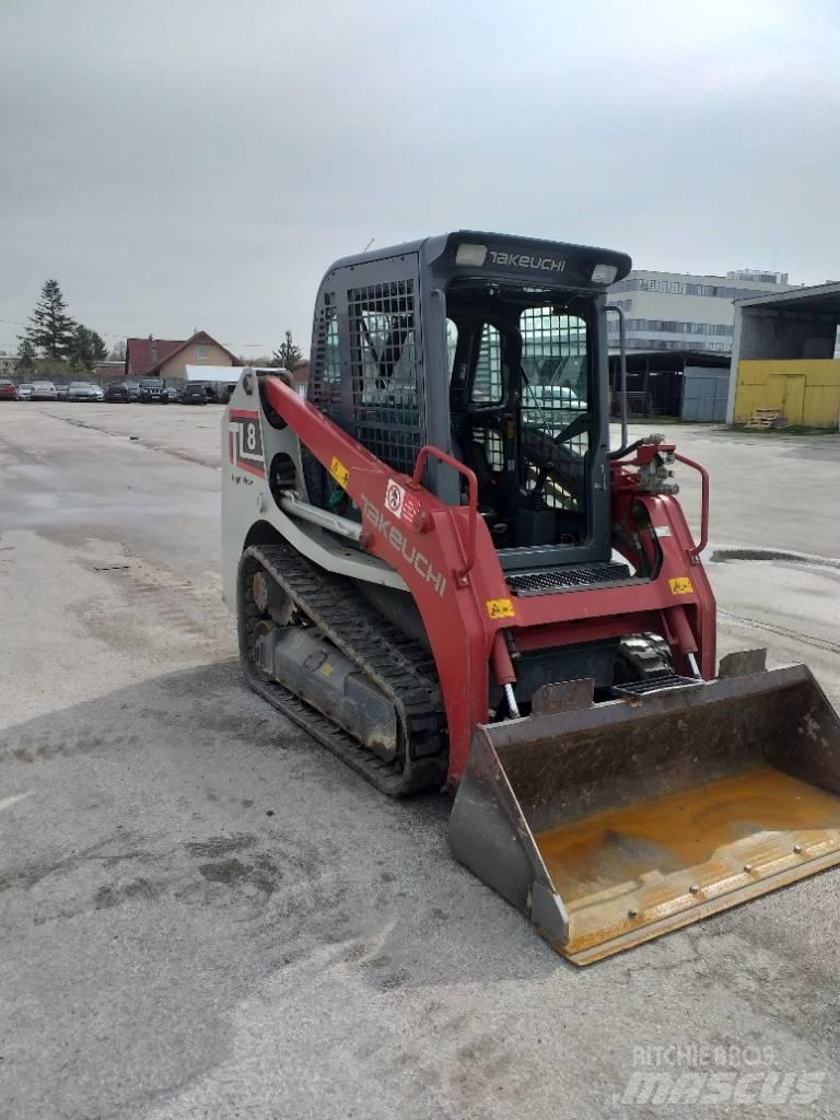 Takeuchi TL8 滑移装载机