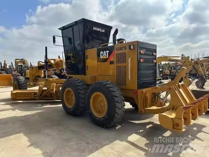 CAT 140 K 平地机/推土机