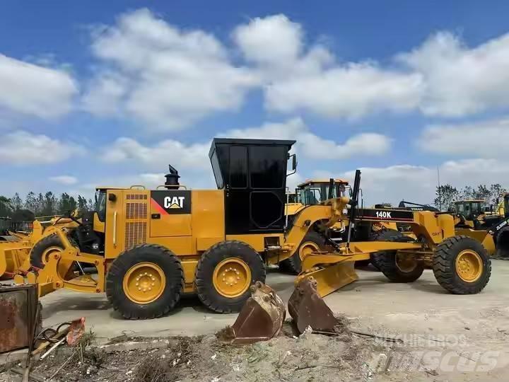 CAT 140 K 平地机/推土机