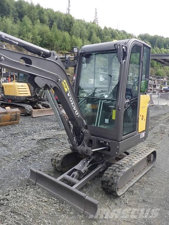 Volvo EC 20 D 小型挖掘机