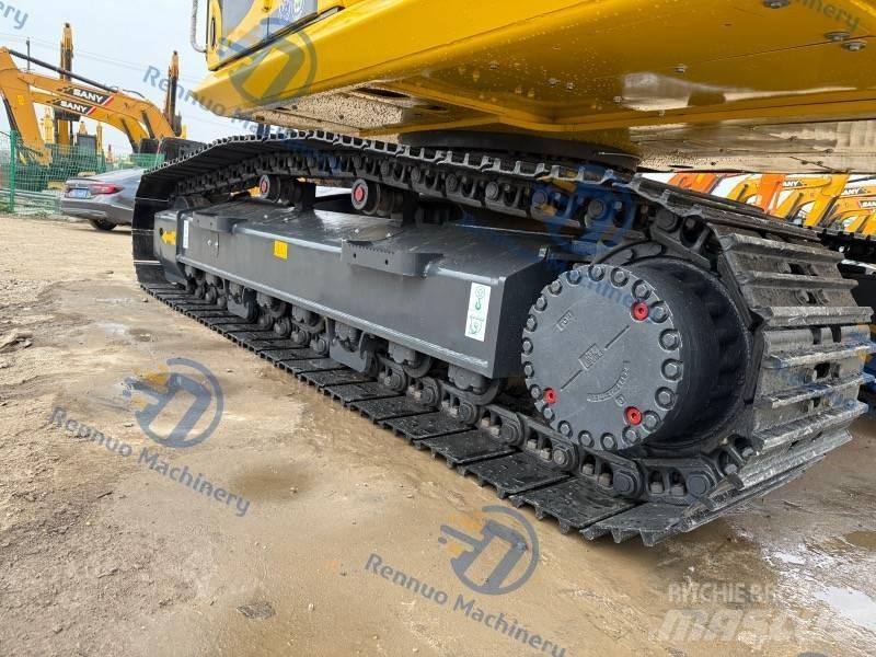 Komatsu PC 220-8 履带挖掘机