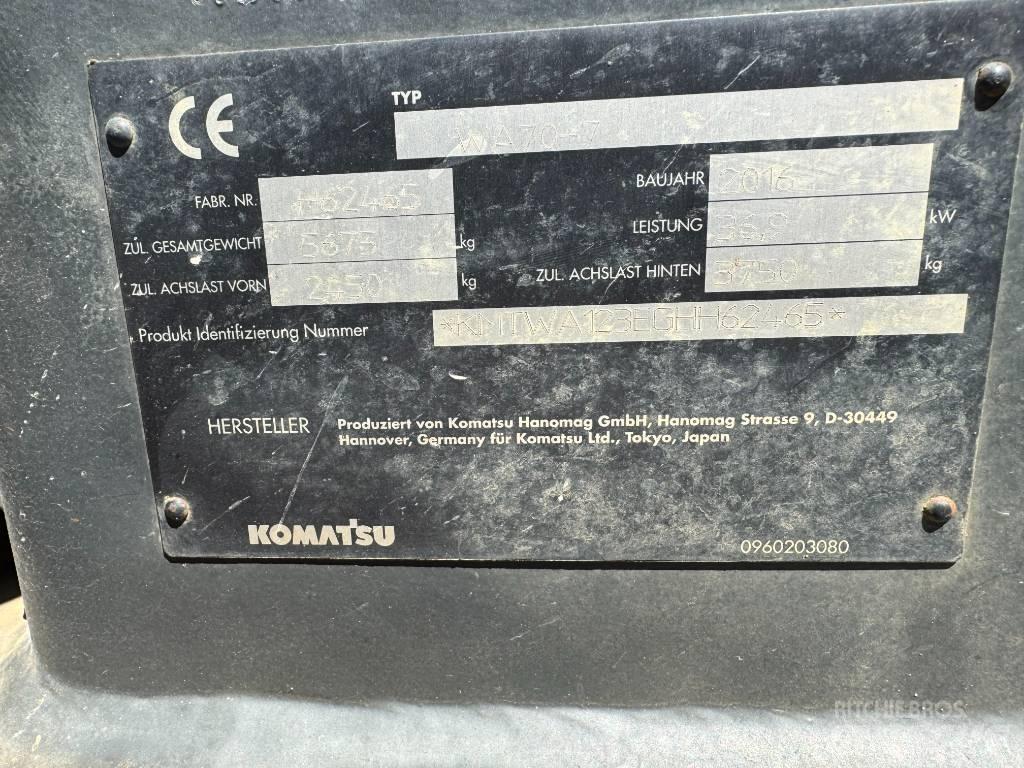 Komatsu WA70-7 轮式装载机