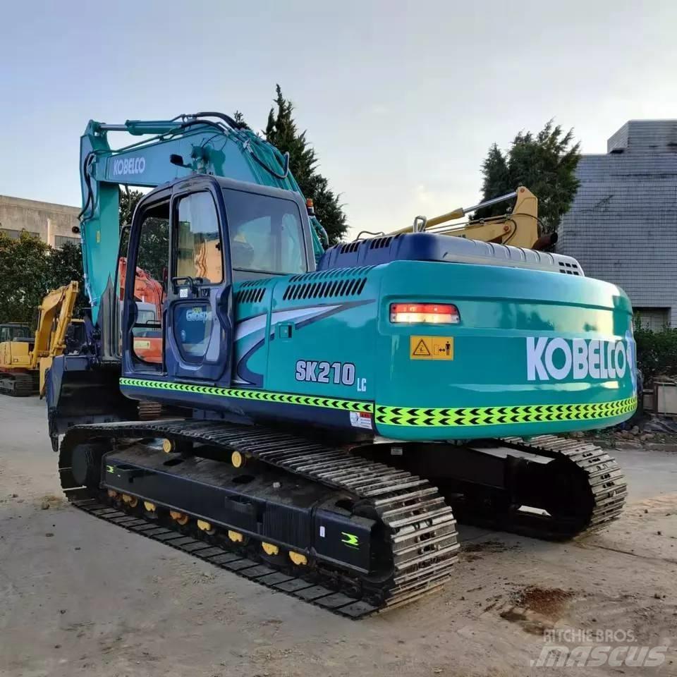 Kobelco SK 210 履带挖掘机