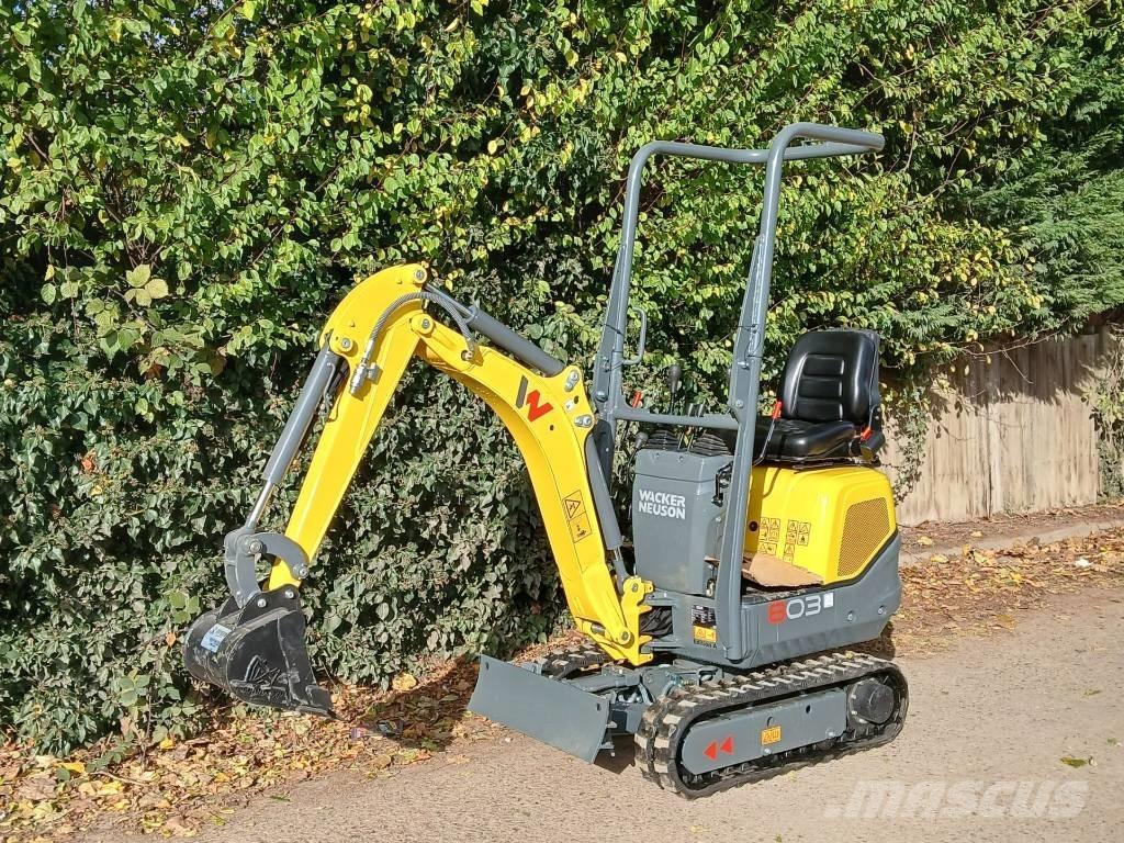 Wacker Neuson 803 小型挖掘机