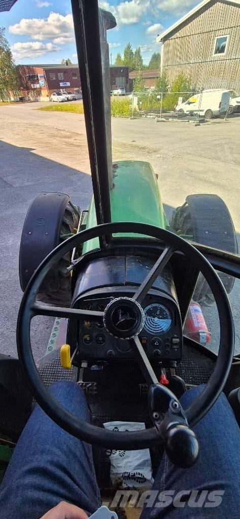 John Deere 4240 S 拖拉机/农用车