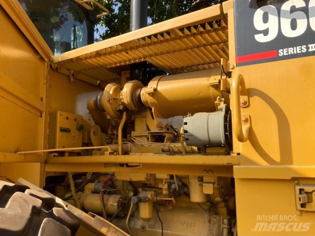 CAT 966 F II 轮式装载机