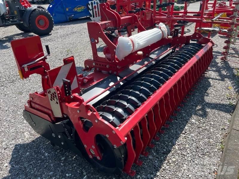 Horsch Kredo 3 HD 动力旋转耙