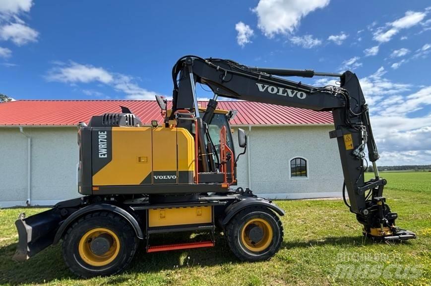 Volvo EWR 170 E 轮式挖掘机