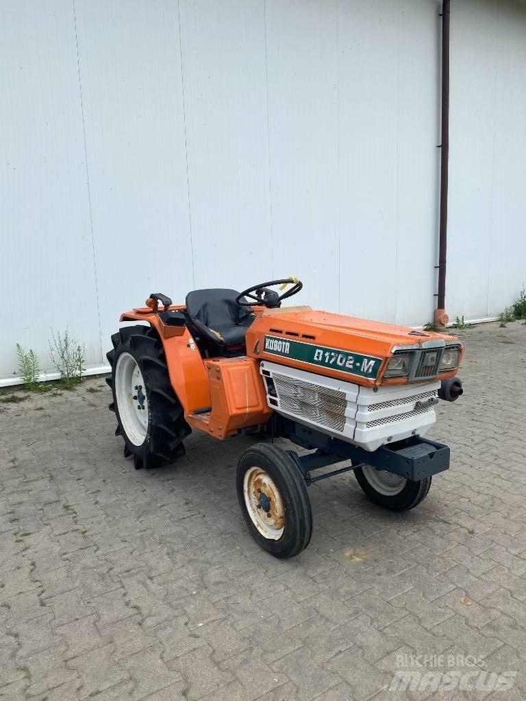 Kubota B1702-M 小型拖拉机