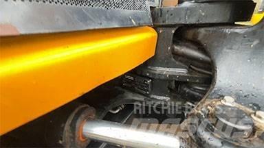 JCB 50 Z-2 小型挖掘机
