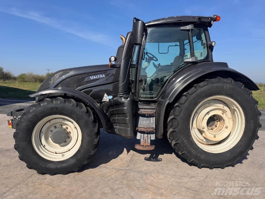 Valtra T 174 拖拉机/农用车