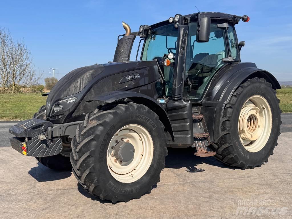 Valtra T 174 拖拉机/农用车