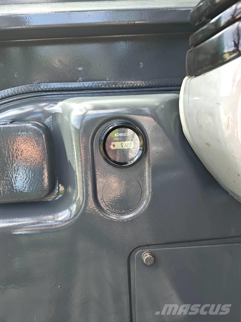 Kobelco SK 55 SR 小型挖掘机