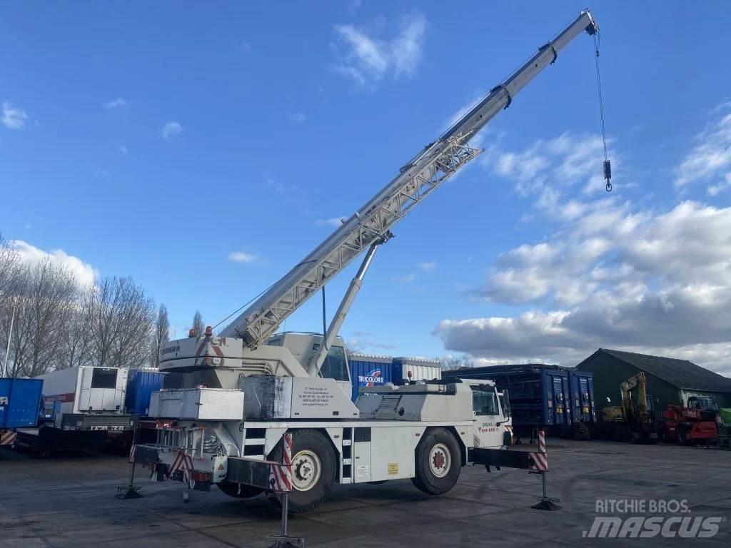 Liebherr LTM1030 全地面起重机︳移动式起重机