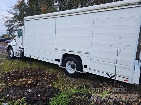 Kenworth T280 饮料运输车