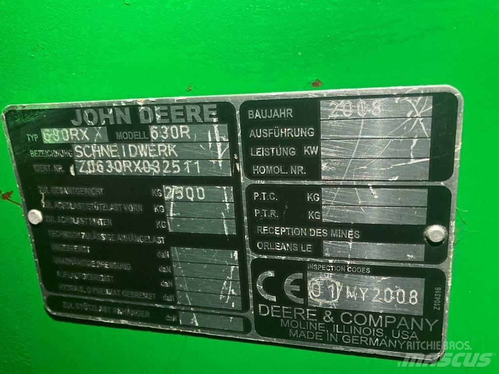 John Deere S690I 联合收割机
