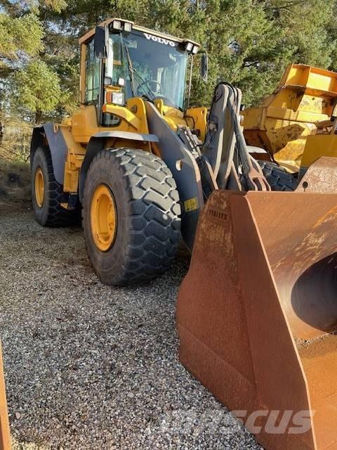 Volvo L120F 轮式装载机