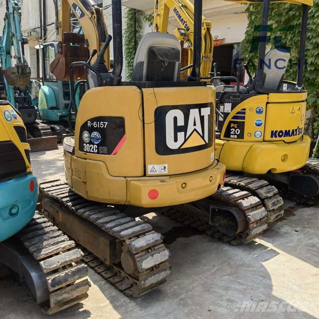 CAT 302 CR 小型挖掘机