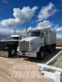 Kenworth T 800 自卸式货车