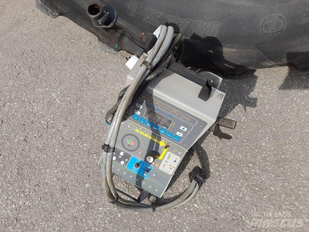 Caruelle 400S 牵引式喷雾机