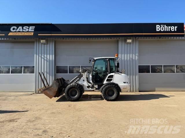 Volvo L 25 F 轮式装载机