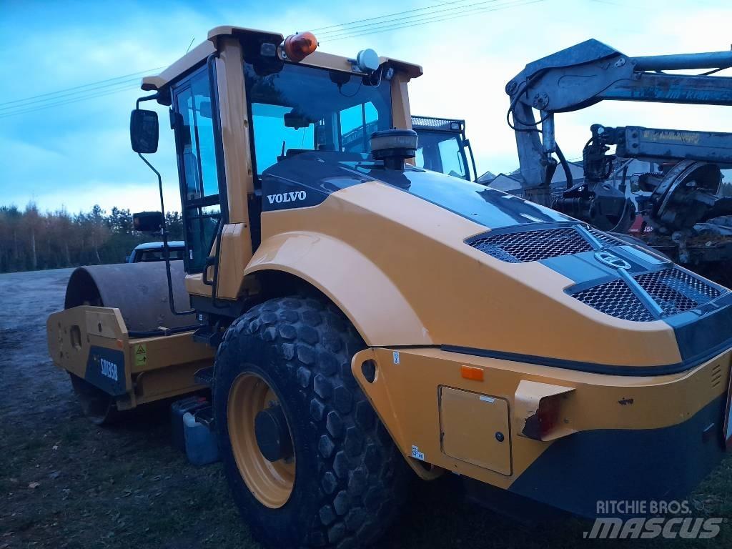 Volvo SD 135 B 单轮压路机