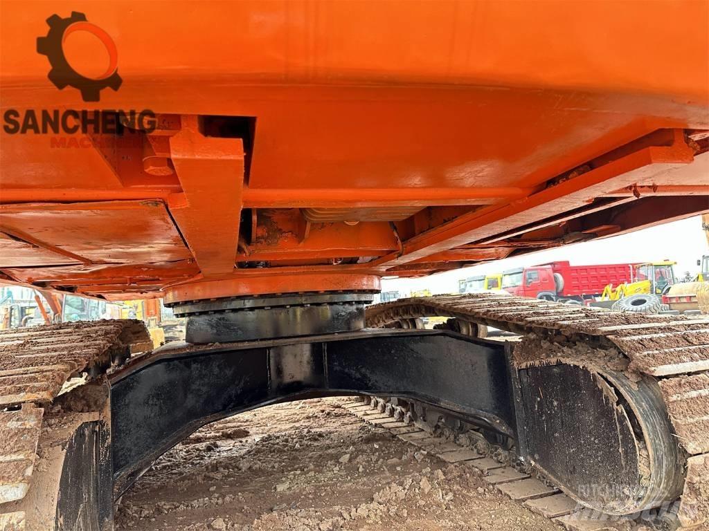 Doosan DH 220 履带挖掘机