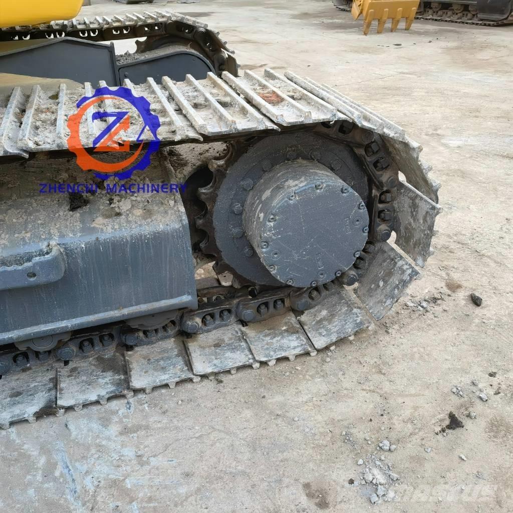 Komatsu PC 128 US 中型挖掘机