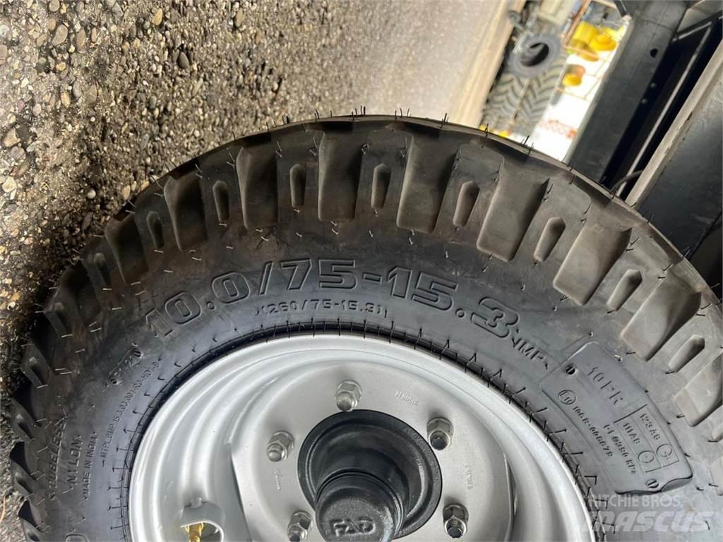 Fliegl EDK 25 其他拖车