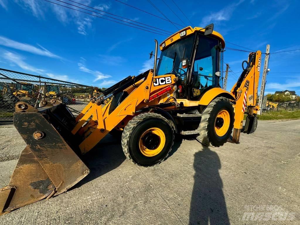 JCB 3CX 反铲装载机