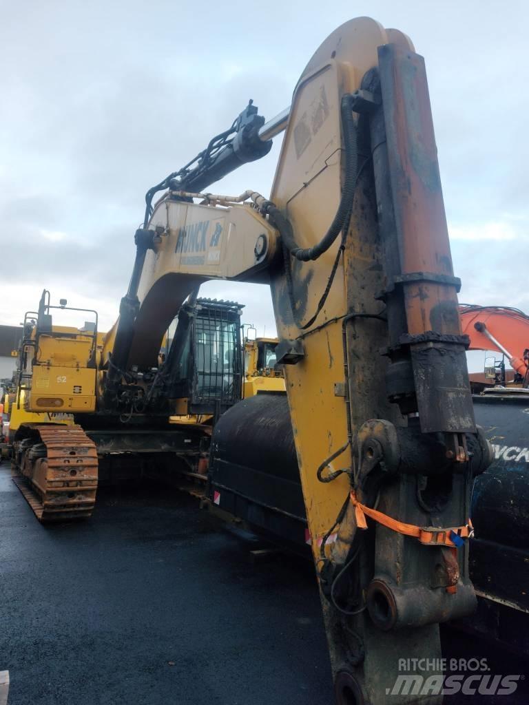 CAT 374 F 履带挖掘机