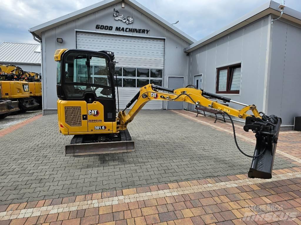 CAT 301.6 小型挖掘机