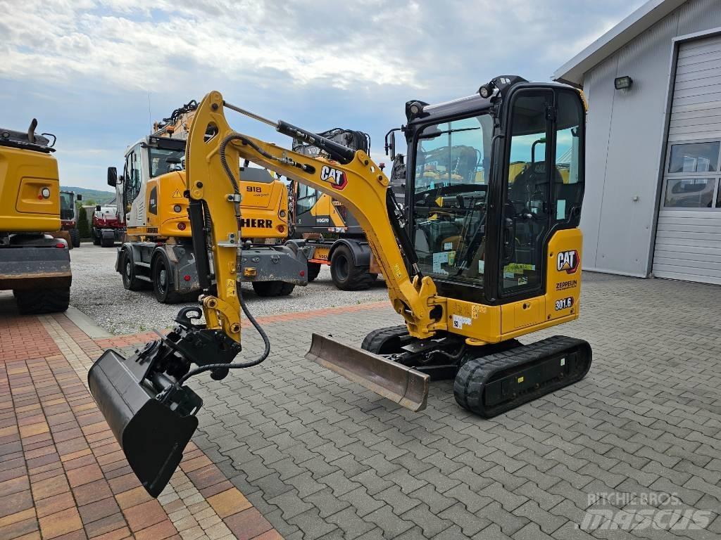 CAT 301.6 小型挖掘机